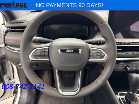 Used 2024 Jeep Compass Trailhawk w/ Trailhawk Elite Group AWD/4WD image 15