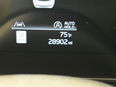 Used 2024 Kia Sportage EX image 33