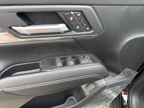 New 2027 GMC Terrain Elevation w/ Elevation Premium Package AWD/4WD image 10