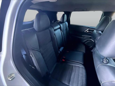 Used 2022 Mitsubishi Outlander SE FWD image 19