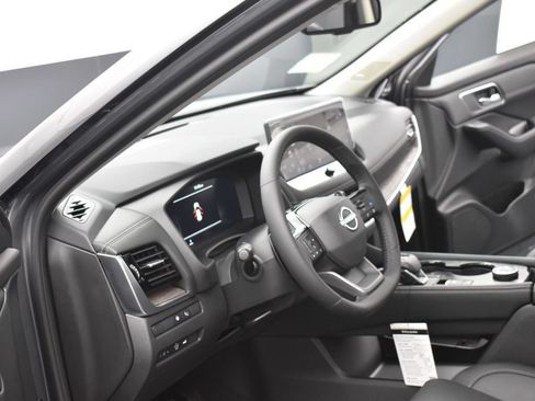 New 2026 Nissan Rogue Platinum w/ Platinum Premium Package AWD/4WD image 7