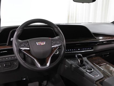 Certified 2023 Cadillac Escalade Premium Luxury Platinum image 8