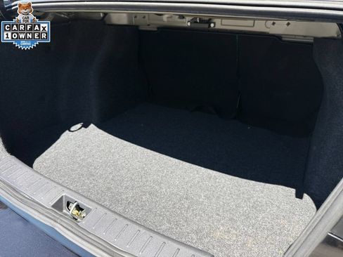 Certified 2025 Nissan Versa SV FWD image 23