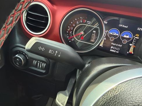 Used 2021 Jeep Gladiator Rubicon image 46