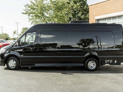 Used 2022 Mercedes-Benz Sprinter 3500 image 49