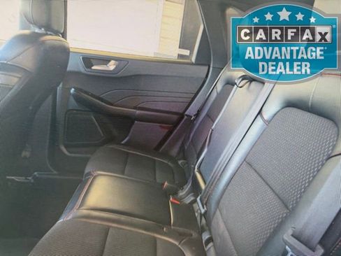 Used 2024 Ford Escape ST-Line image 4