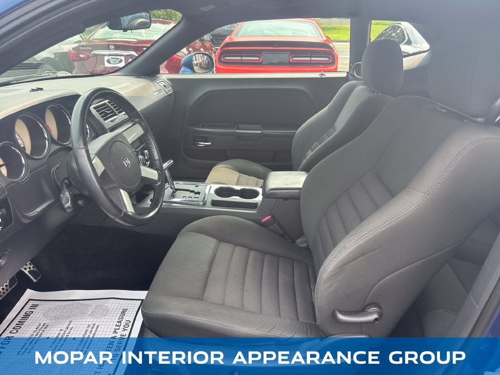 Used 2009 Dodge Challenger R/T RWD image 10