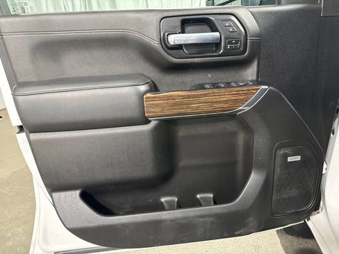 Used 2023 Chevrolet Silverado 2500 High Country w/ Safety Package II AWD/4WD image 15
