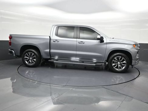 Used 2024 Chevrolet Silverado 1500 LT RWD image 7