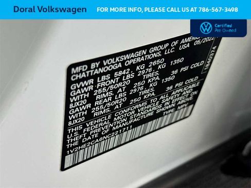 Certified 2022 Volkswagen Atlas Cross Sport SE image 29