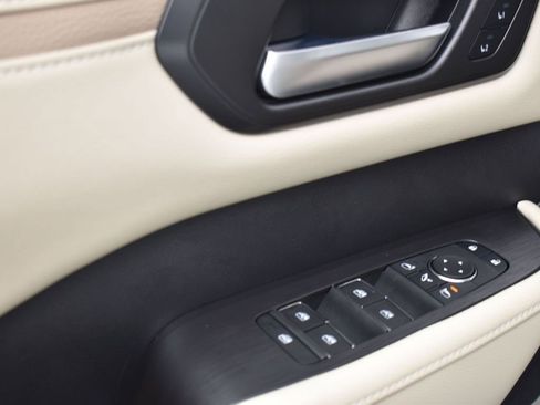 New 2026 Nissan Armada Platinum image 17