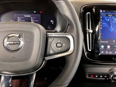 Used 2023 Volvo XC40 Recharge Ultimate w/ Protection Package Premier AWD/4WD image 19