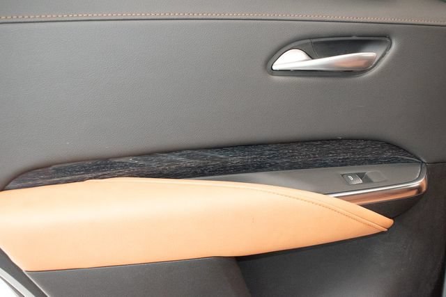 Certified 2025 Cadillac XT4 Sport AWD/4WD image 18