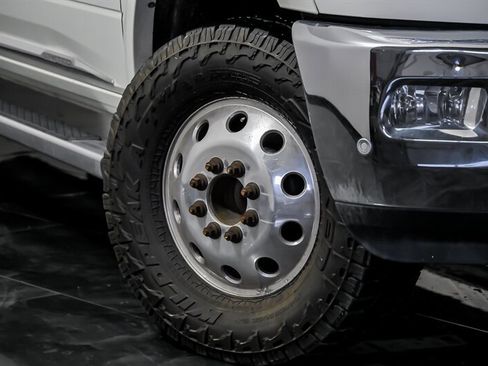 Used 2018 RAM 3500 Laramie Longhorn image 3