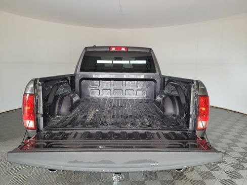 Used 2017 RAM 1500 Express w/ Express Value Package AWD/4WD image 29