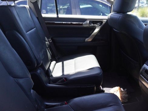 Used 2019 Lexus GX 460 Premium AWD/4WD image 10