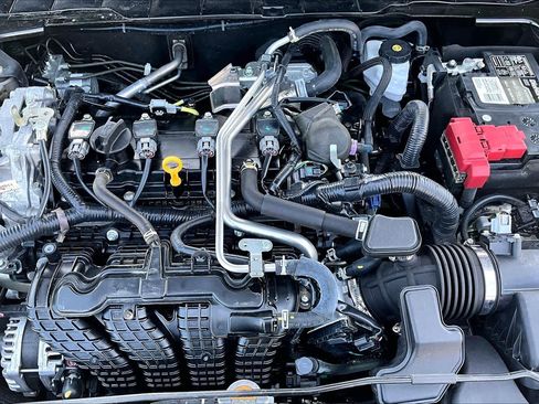 Used 2023 Nissan Altima 2.5 SV FWD image 33
