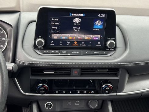 Certified 2023 Nissan Rogue SV image 18