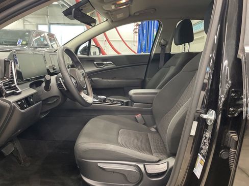 Certified 2023 Kia Sportage LX AWD/4WD image 19
