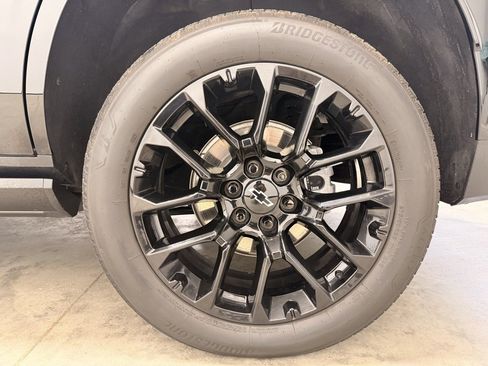 Used 2024 Chevrolet Tahoe Premier image 14