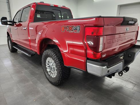 Used 2021 Ford F250 XLT w/ XLT Premium Package image 5