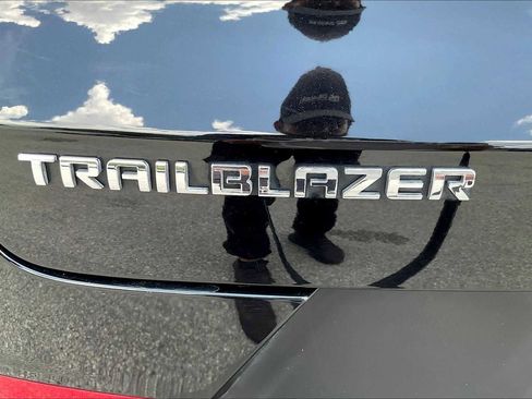 Certified 2021 Chevrolet TrailBlazer LS image 28