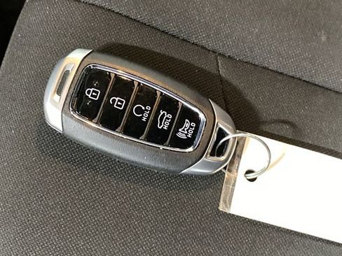 Used 2023 Hyundai Elantra SEL w/ Convenience Package image 28