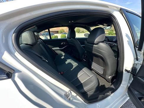 Used 2023 BMW 330e xDrive w/ Premium Package AWD/4WD image 17