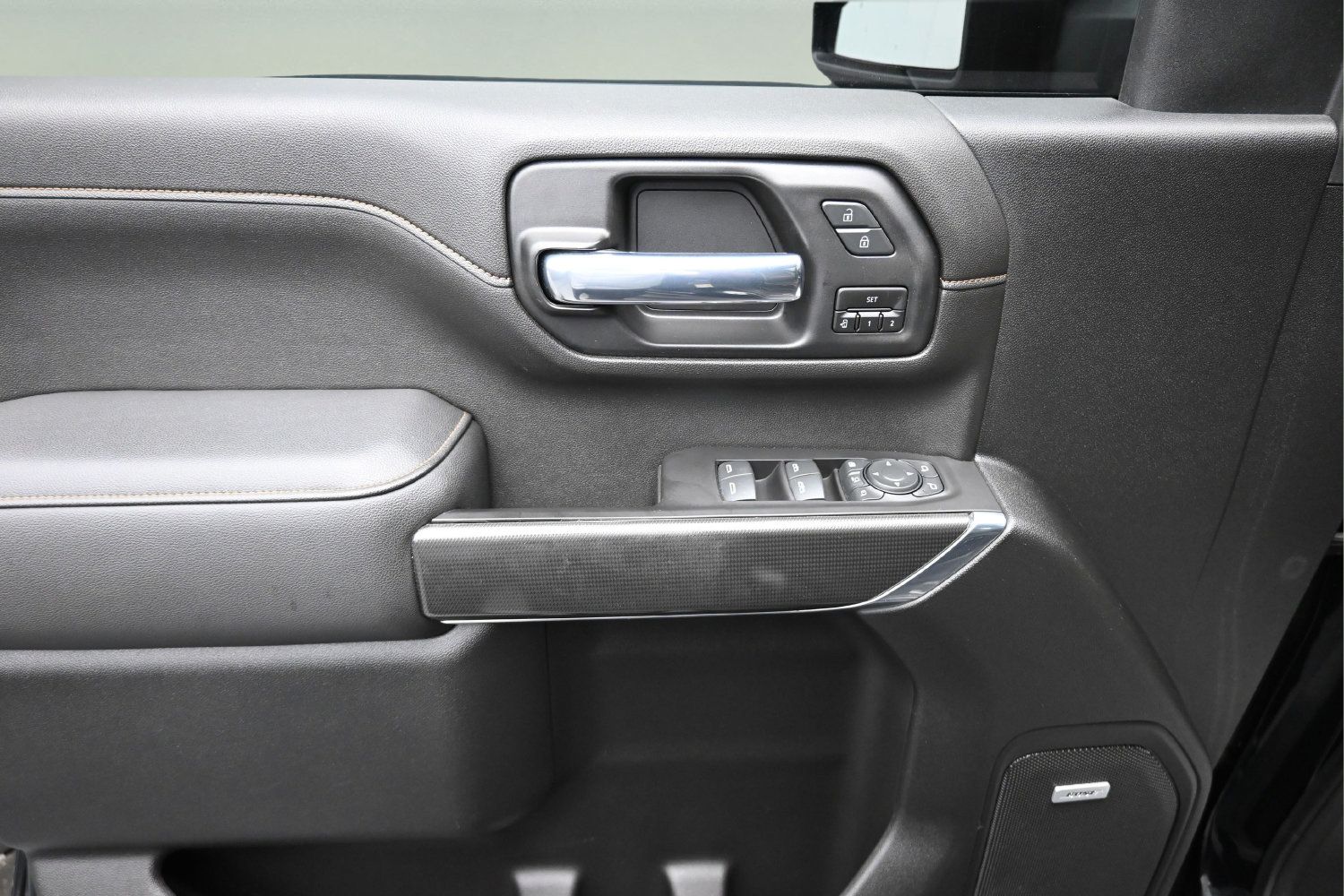 Used 2020 GMC Sierra 2500 AT4 w/ AT4 Premium Package AWD/4WD image 10