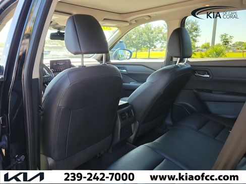 Used 2023 Nissan Rogue SL FWD image 14