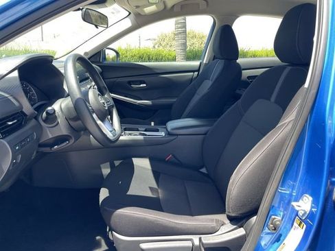 Used 2024 Nissan Sentra SV FWD image 18