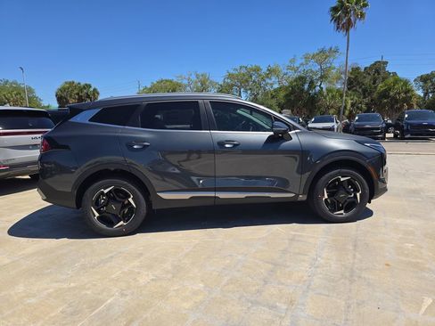 New 2026 Kia Sportage EX AWD/4WD image 9