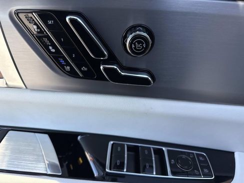 New 2026 Cadillac Vistiq Luxury image 20