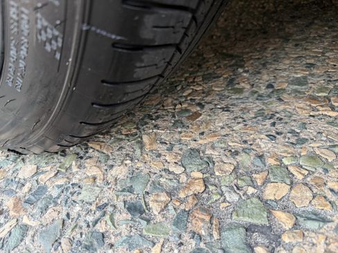 Used 2014 Tesla Model S 85 image 21