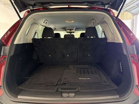 Certified 2022 Nissan Rogue SV image 15