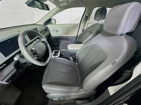 Used 2024 Hyundai Ioniq 5 SEL image 13