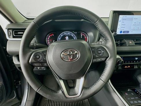 Used 2025 Toyota RAV4 XLE w/ Convenience Package image 11