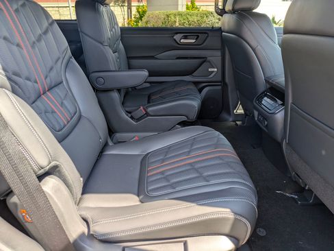 New 2026 Nissan Armada PRO-4X image 21