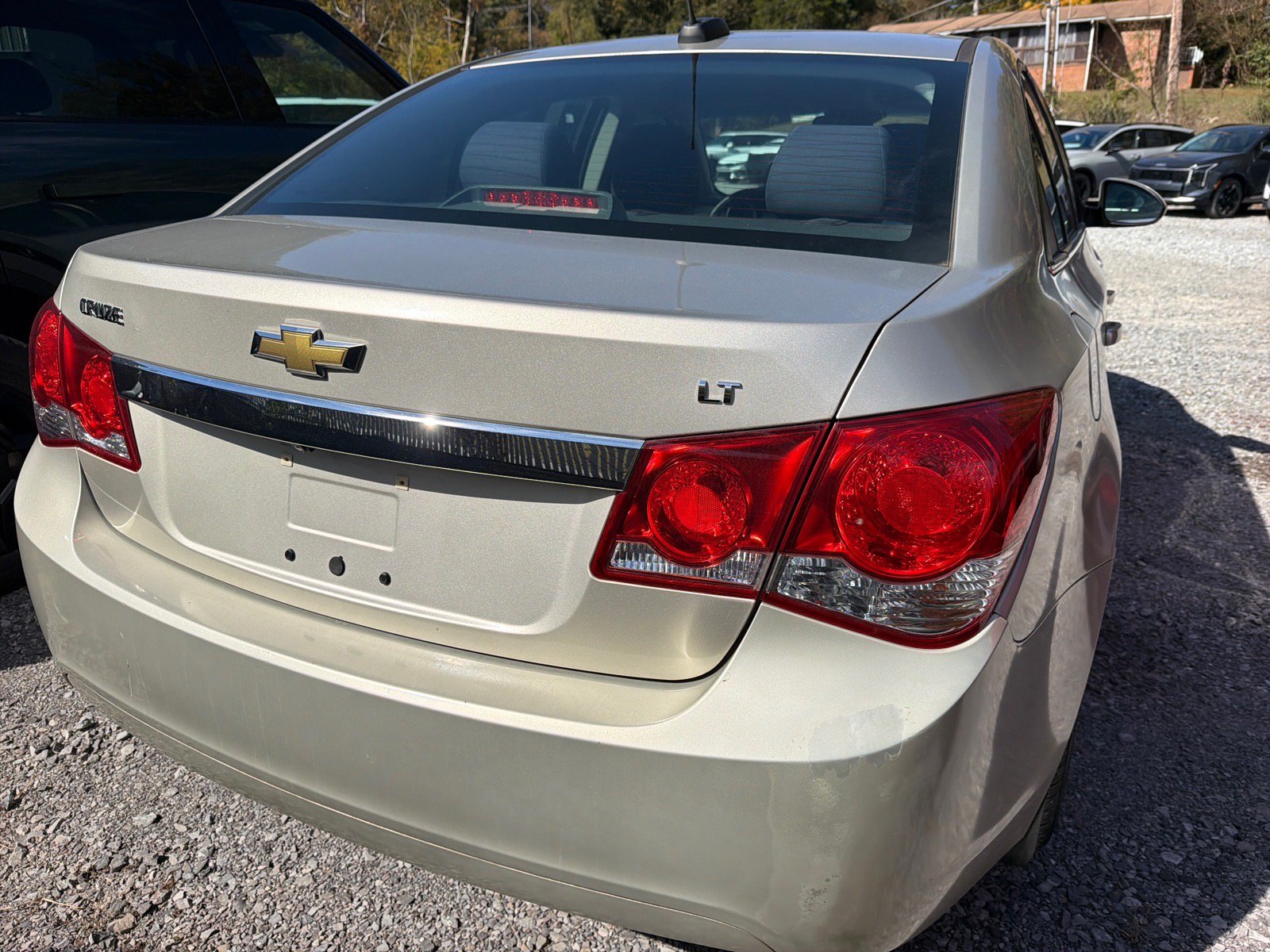 Used 2016 Chevrolet Cruze LT FWD image 8