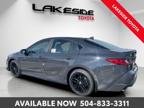 New 2026 Toyota Camry SE image 4