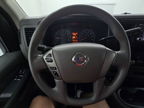 Used 2021 Nissan NV 2500 S image 17