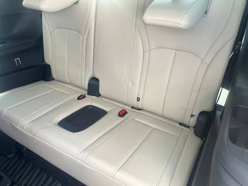 Certified 2023 INFINITI QX60 Luxe w/ Cargo Package AWD/4WD image 17