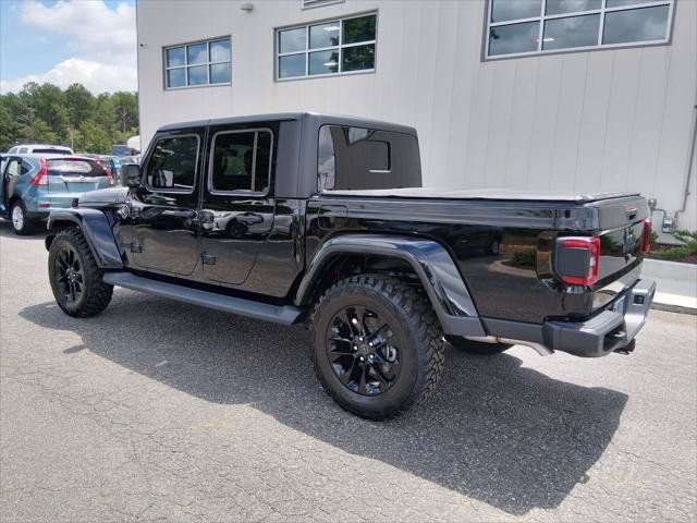 Certified 2025 Jeep Gladiator Sport AWD/4WD image 5