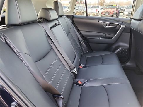 Used 2025 Toyota RAV4 XLE Premium w/ Blackout Package (GST) image 21