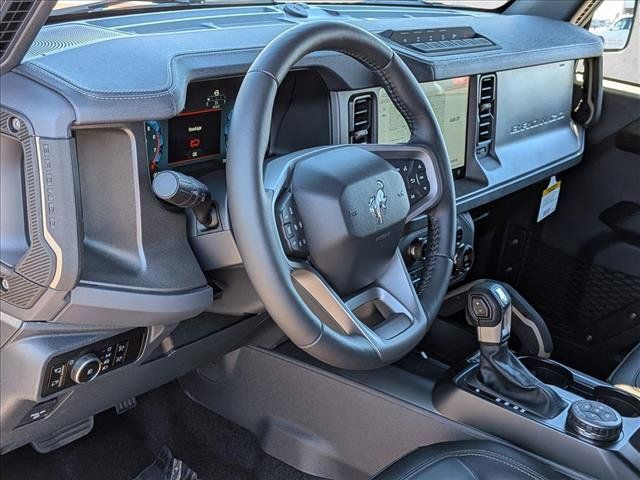 New 2025 Ford Bronco Badlands AWD/4WD image 3