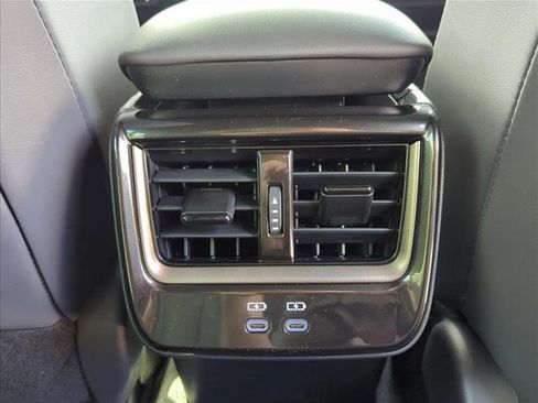 New 2026 Toyota Crown Signia image 11