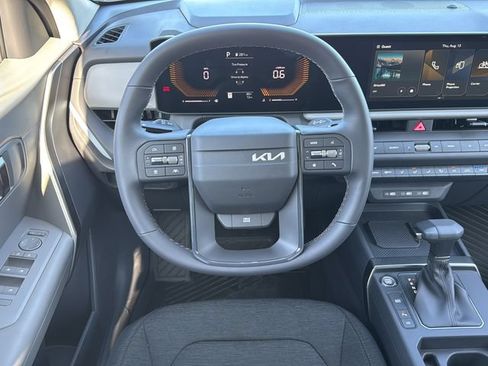 New 2027 Kia Seltos S FWD image 15