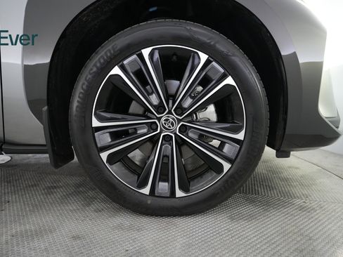 Used 2023 Toyota bZ4X Limited w/ Weather Package image 20