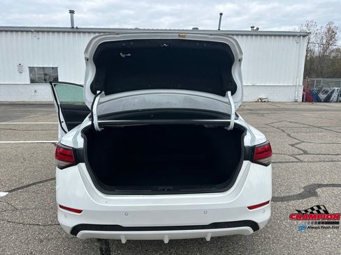 Used 2022 Nissan Sentra SV image 10