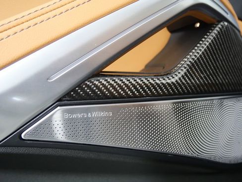 New 2026 BMW X6 M60i image 10